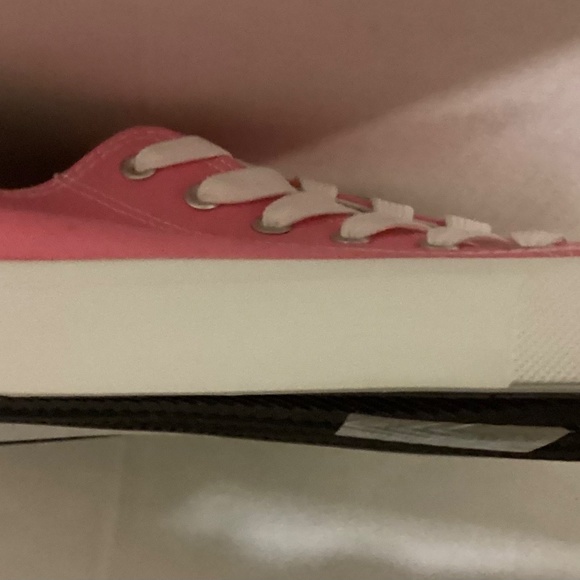 Primark Pink Canvas Sneakers size 10USA - Picture 6 of 7